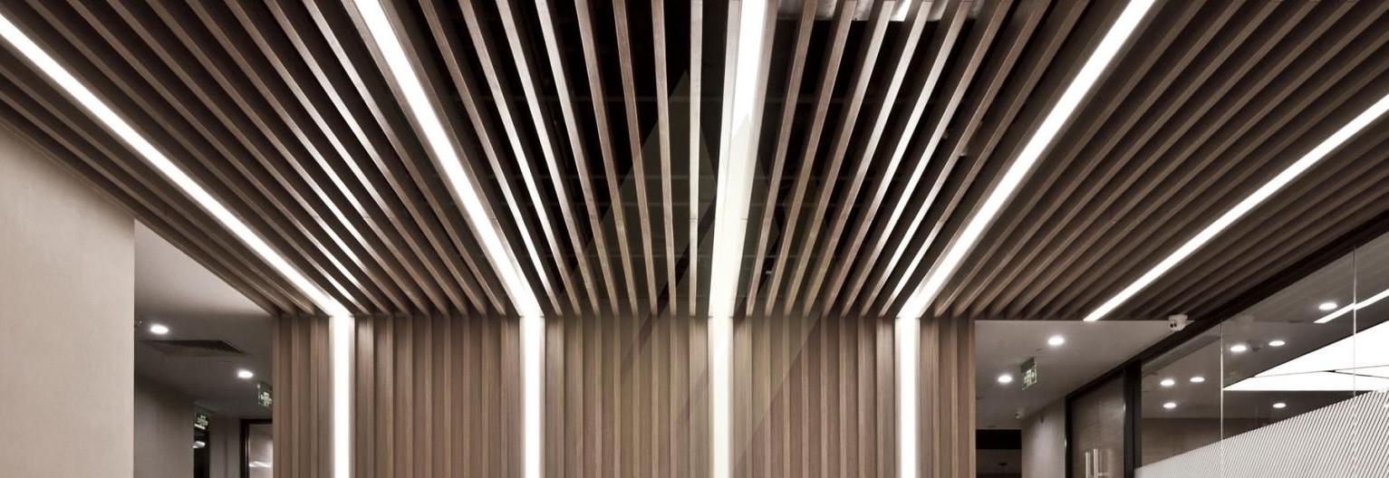 Монтаж реечного кубообразного потолка